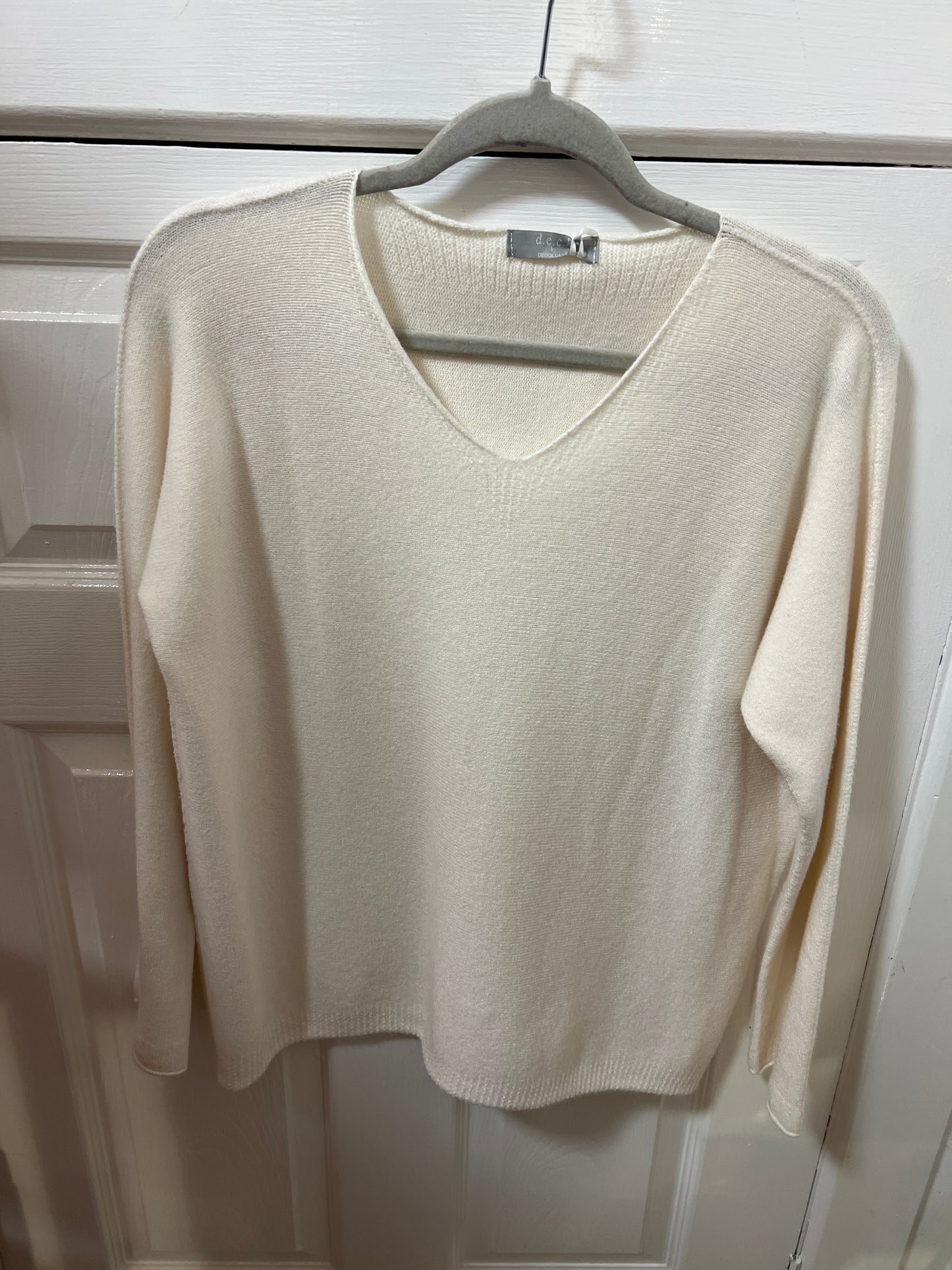 DECK V Neck Jumper Winter White