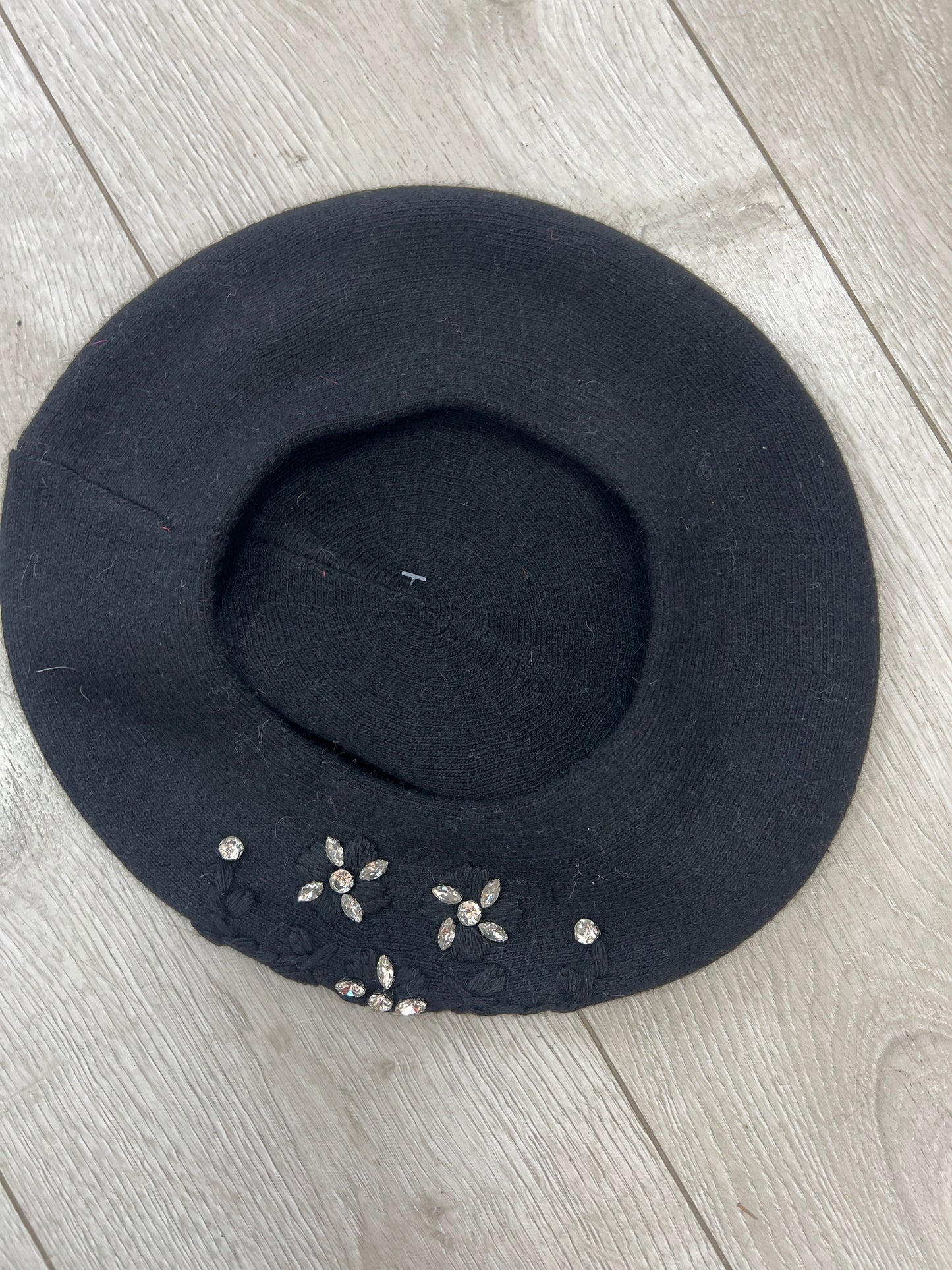 Soft Knit Beret With Crystals (3 Colours)