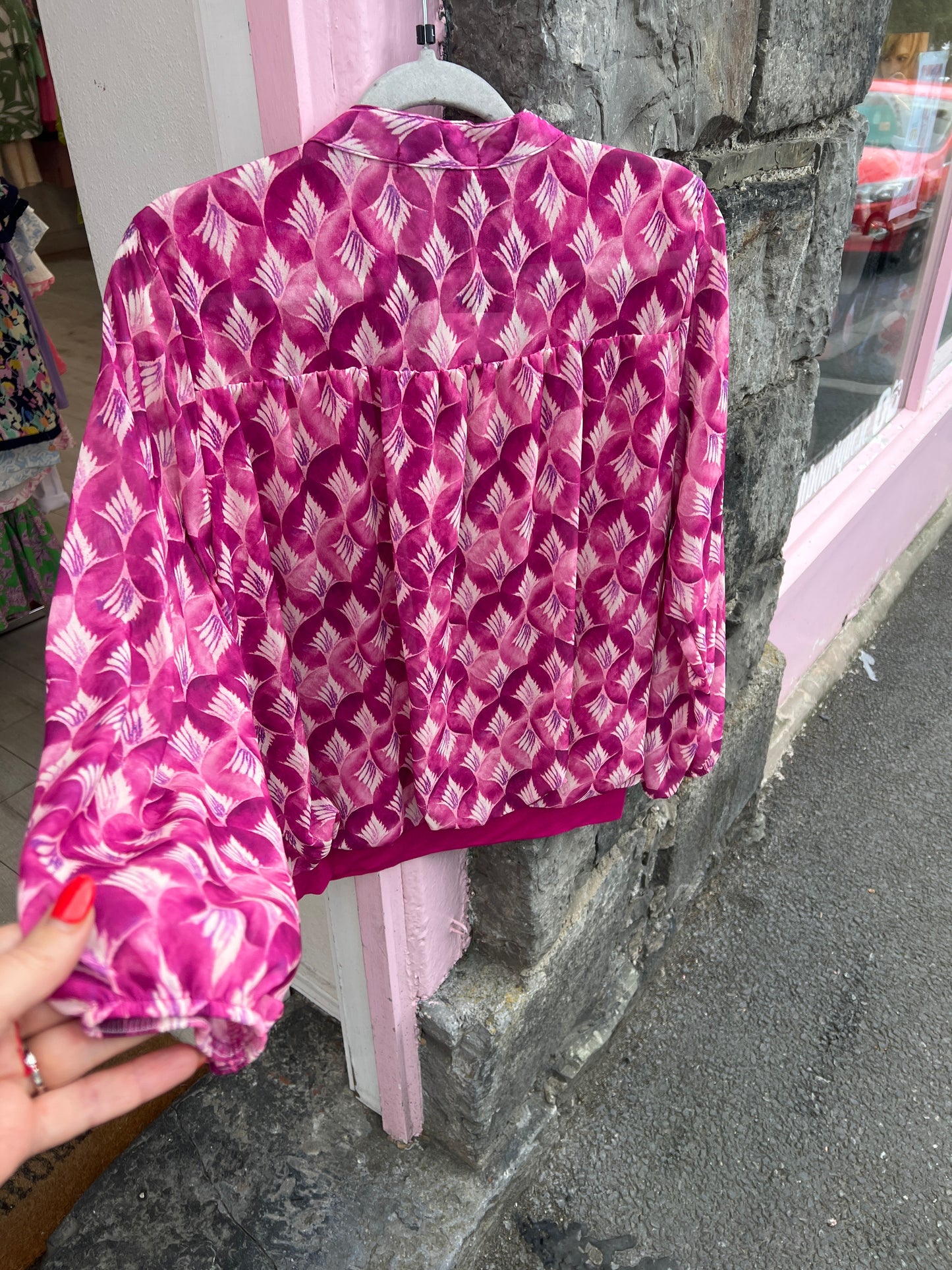 MARC ANGELO Magenta & Cream Print Blouse