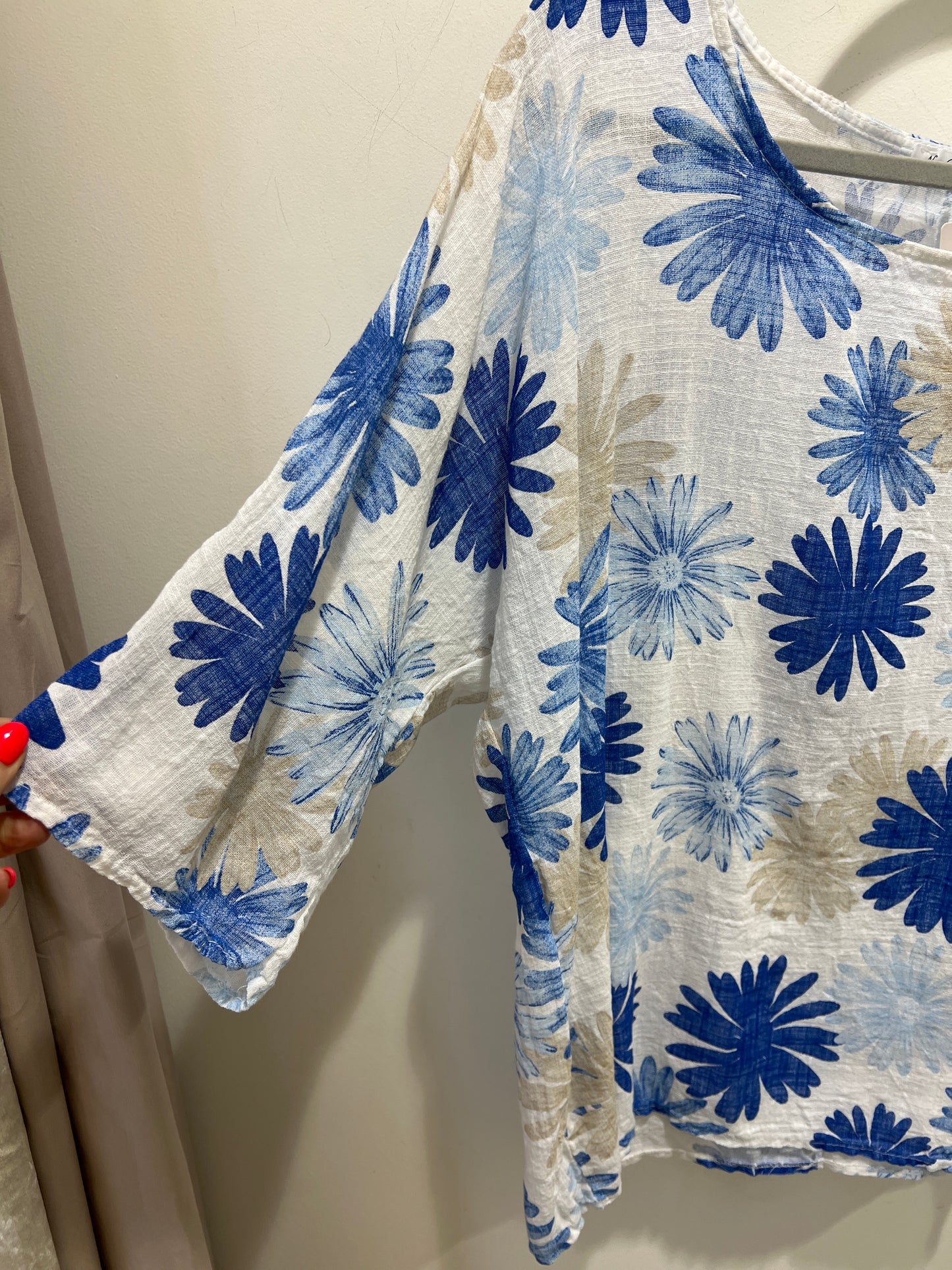 White & Cobalt Blue Floral Cotton Top (One Size)