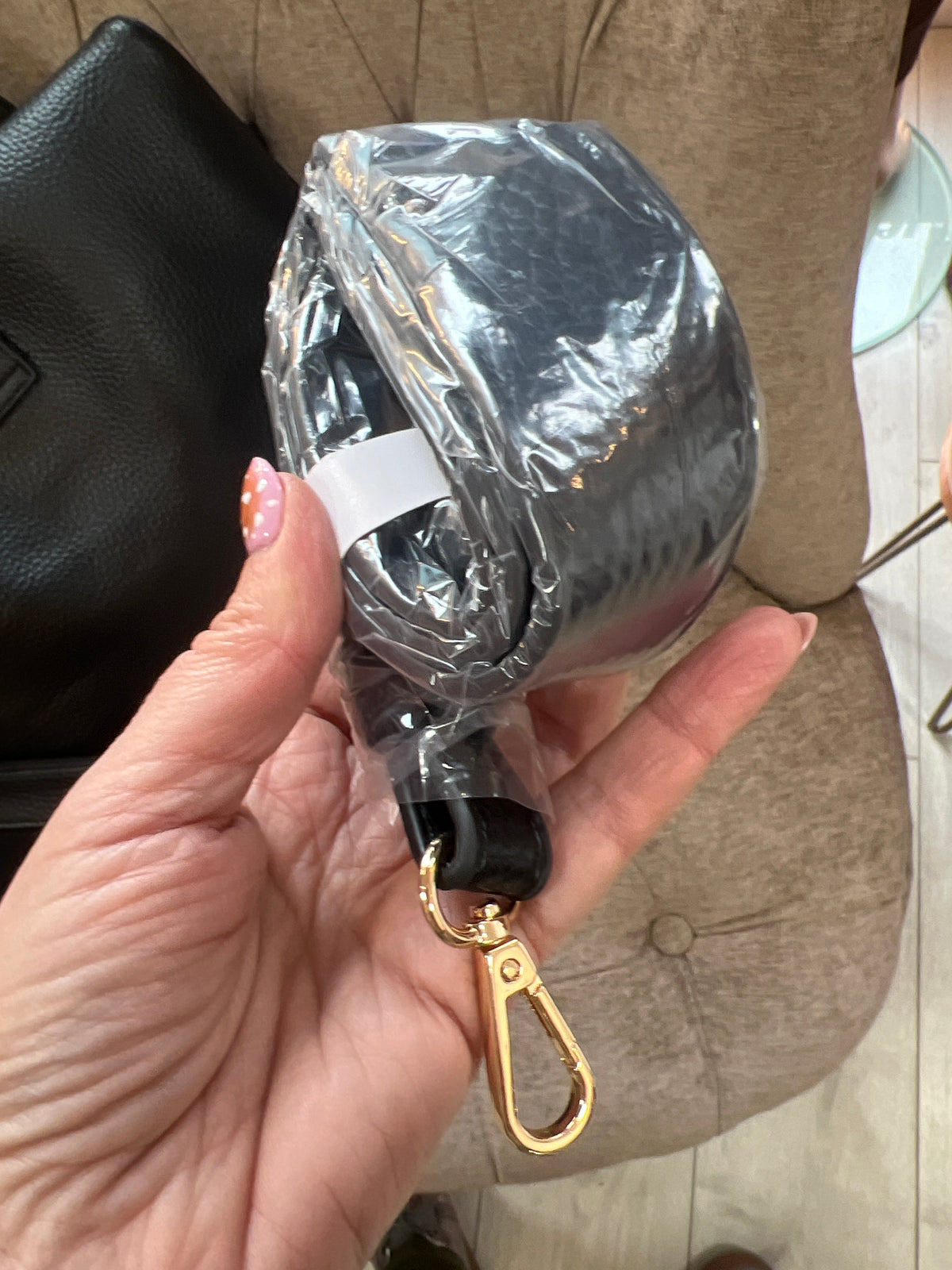 Black Leatherette Bag 3 In 1 - Gold Discs