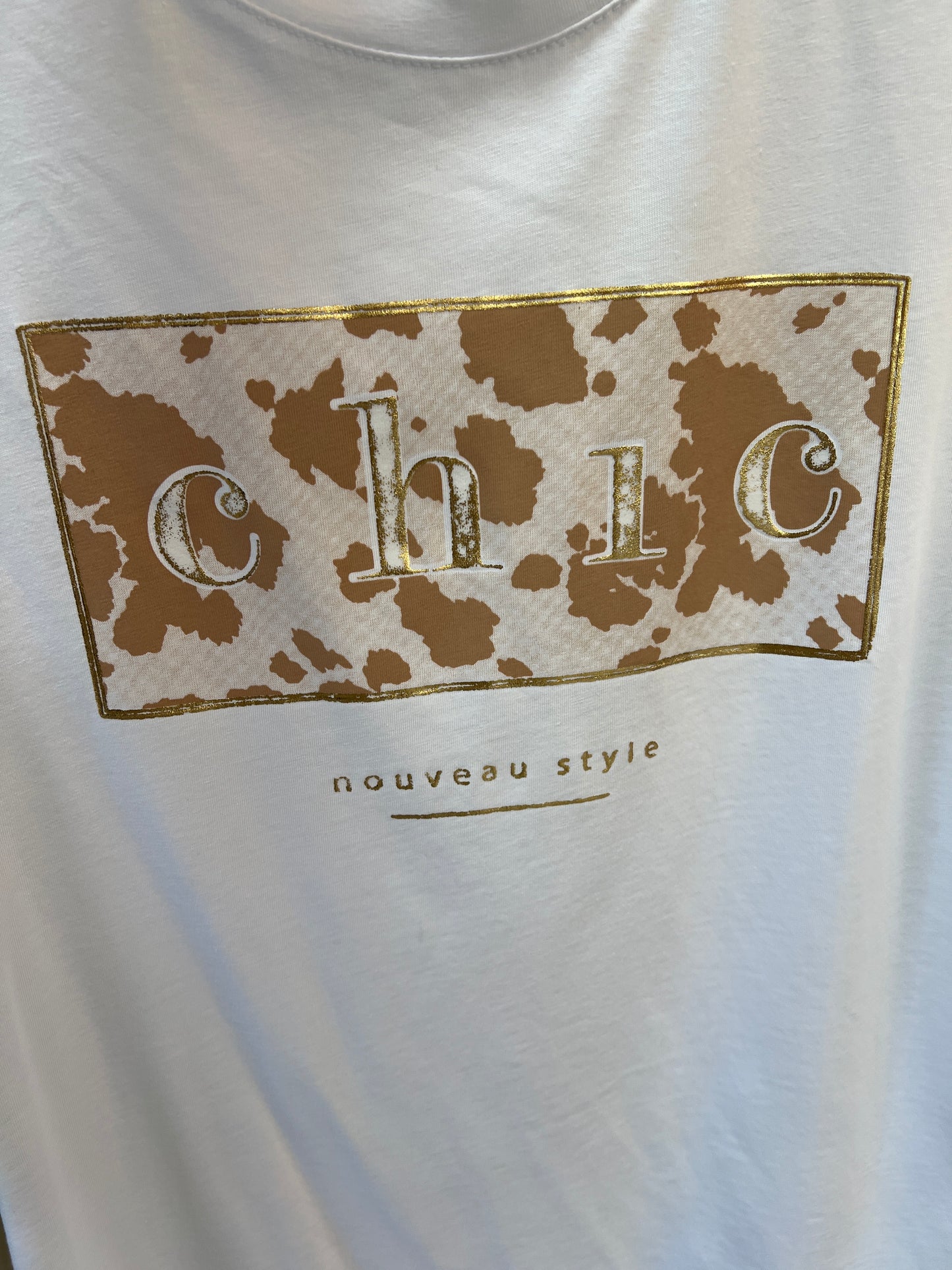 Chic Beige Cow Print White Cotton T-Shirt