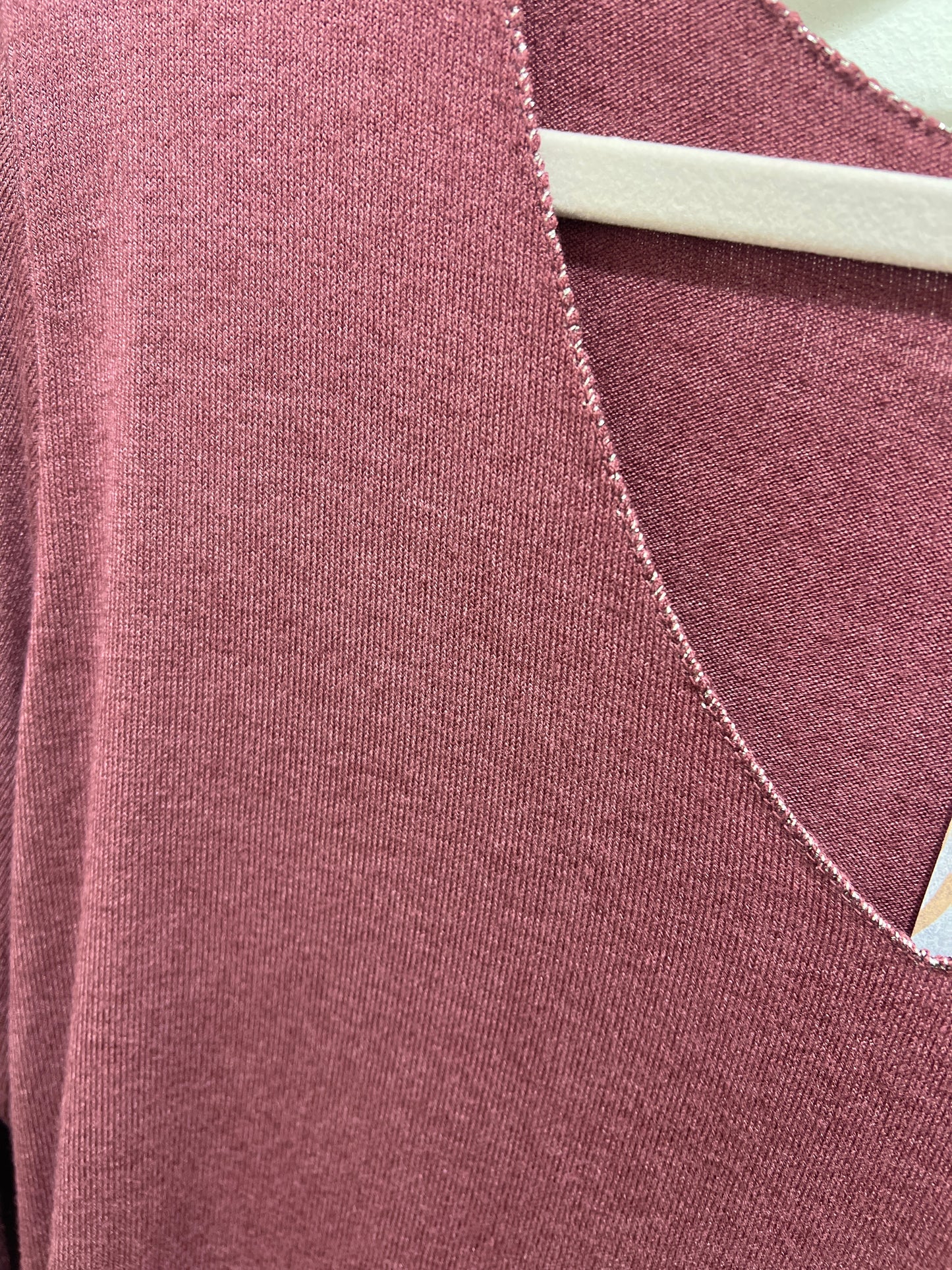 Cosy V Neck Long Sleeved Top Wine