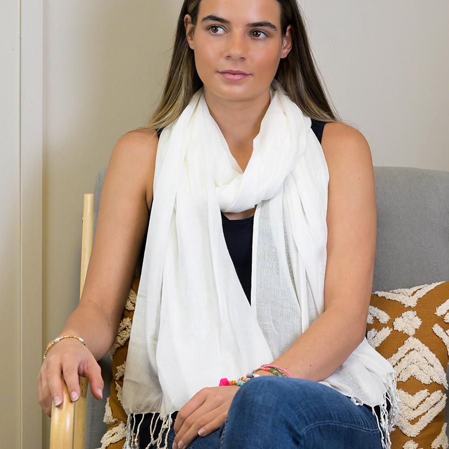 POM Off White Scarf With Fringing