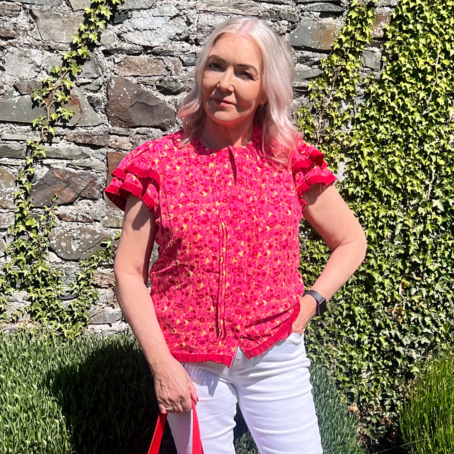 RANT & RAVE Red & Pink Floral Top Cap Sleeves