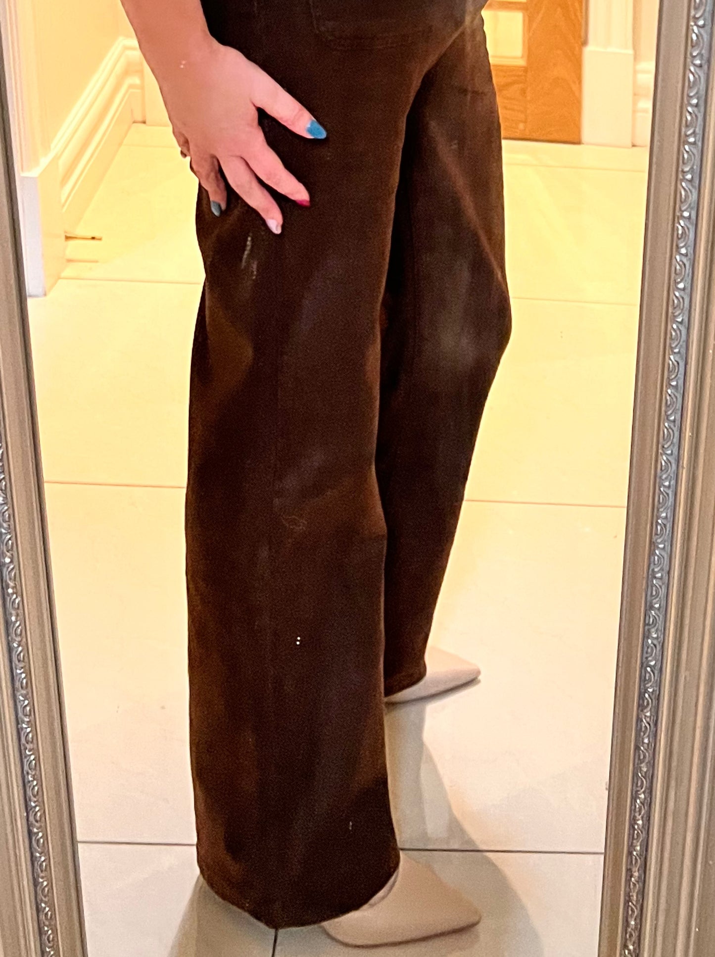 Carrie Brown Straight Leg Jeans Front Pockets