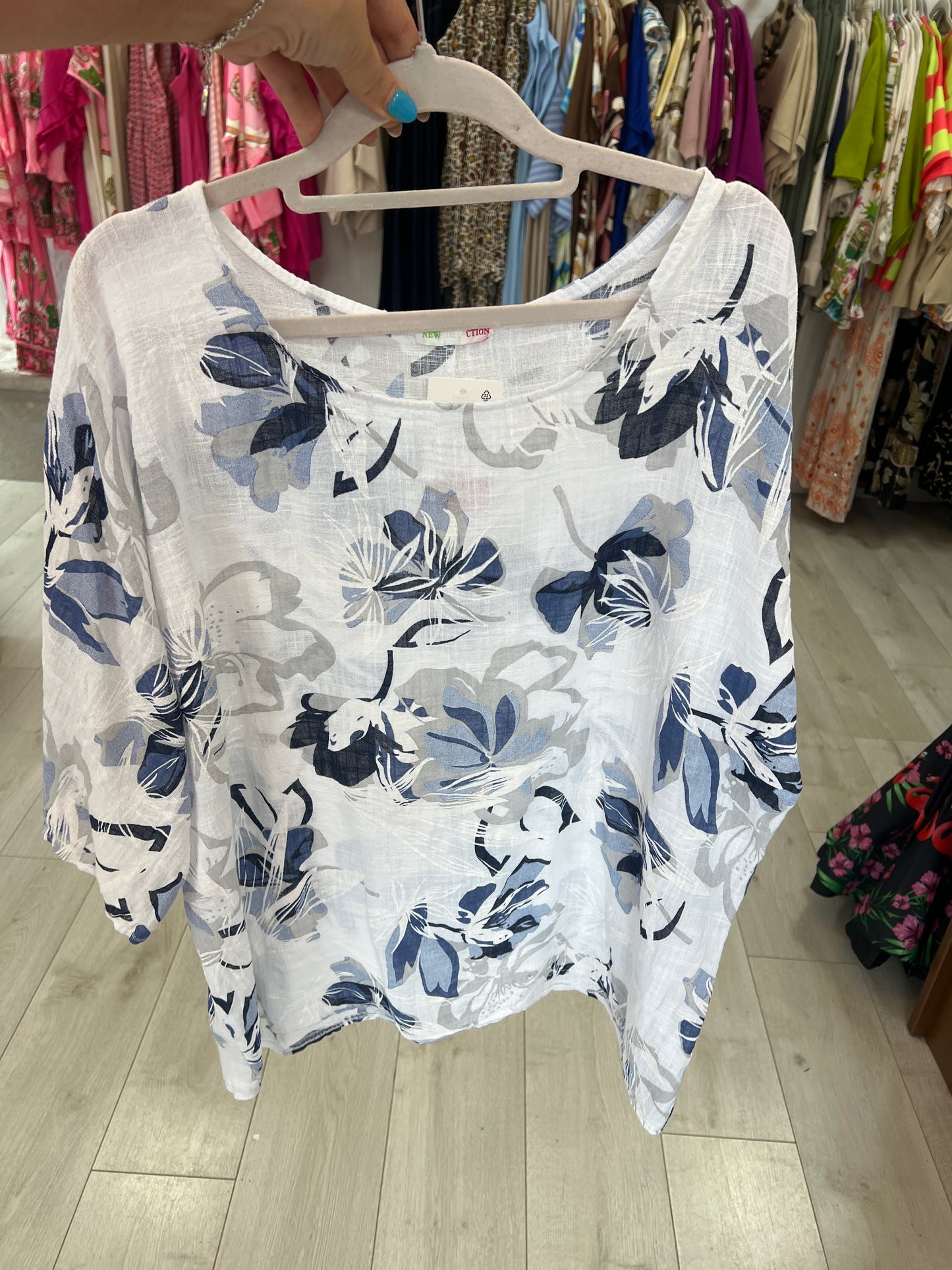 White & Navy (One Size) Floral Cotton Top