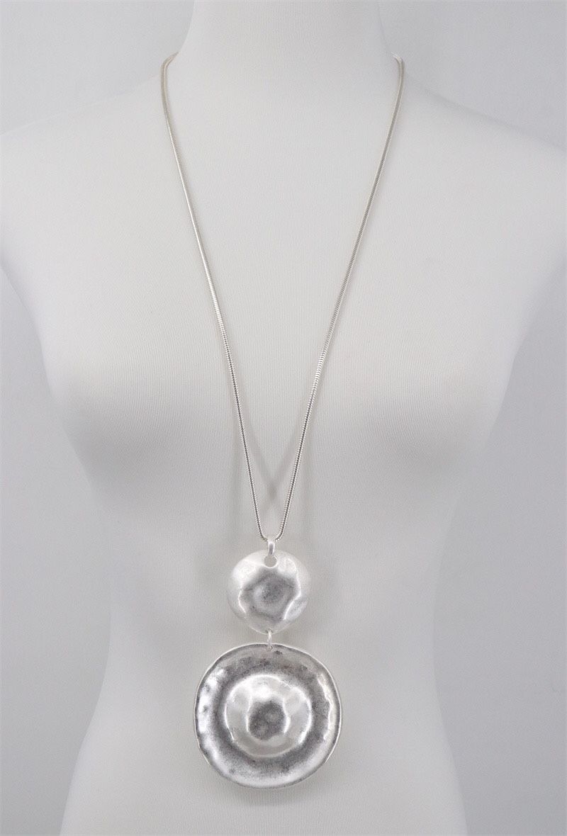 Long Metal Pendant Necklace (2 Colours)
