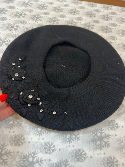 Soft Knit Beret With Crystals (4 Colours)