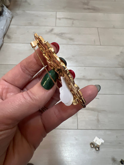 Vintage Style Brooch Gold & Clear Crystal