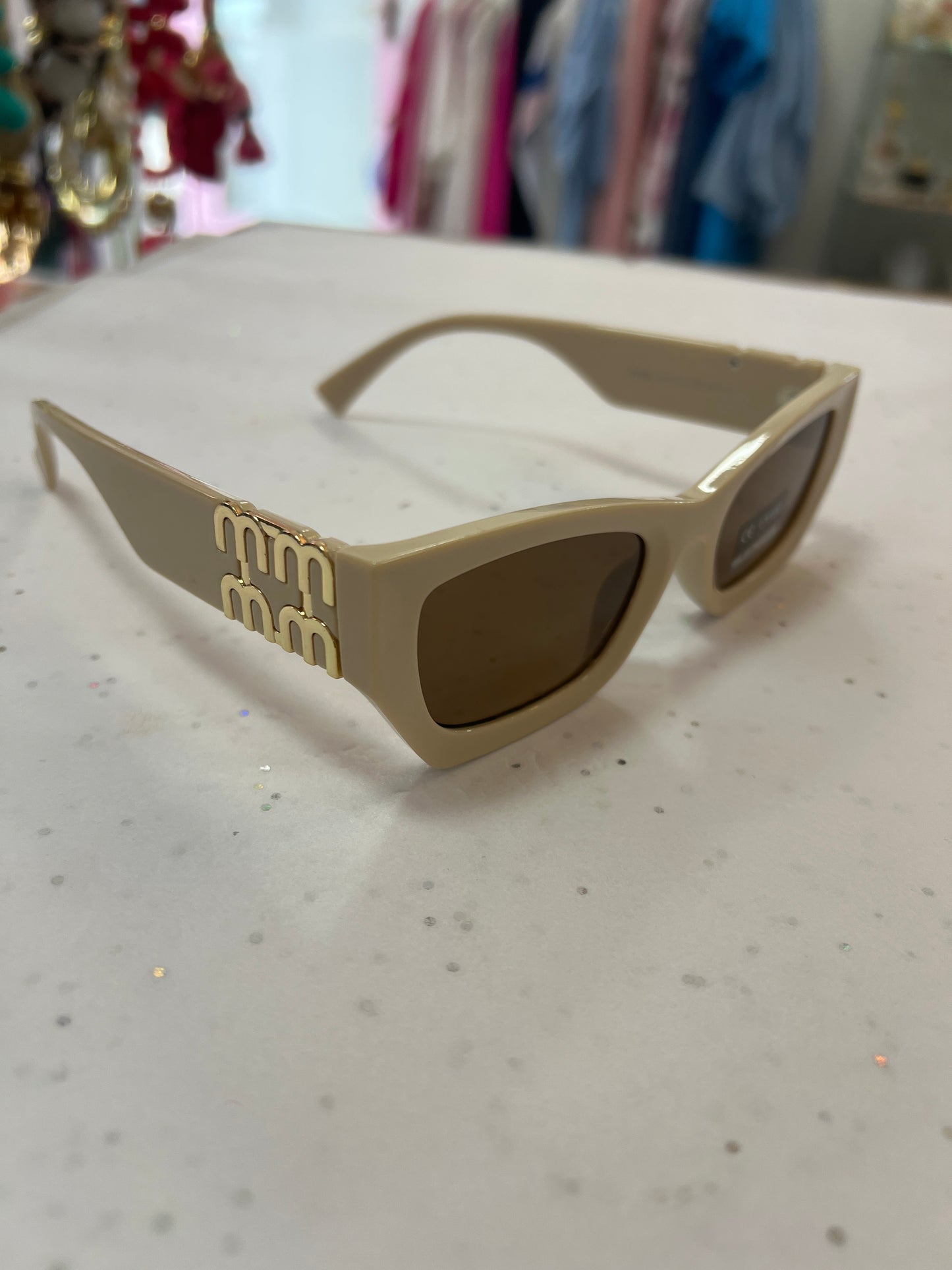 Beige Sunglasses Gold Arm Detail