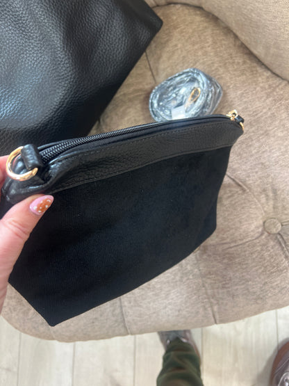 Black Leatherette Bag 3 In 1 - Gold Discs