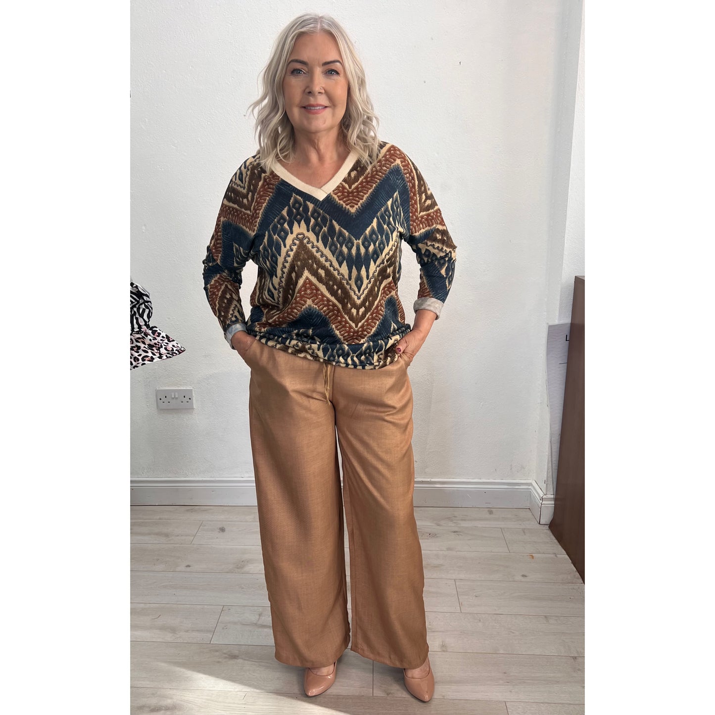 Vicky Elasticated Wide Leg Trousers (2 Colours)