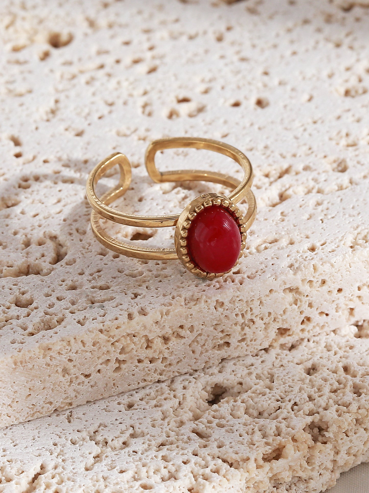 Gold & Oval Resin One Size Rings (3 Colours)