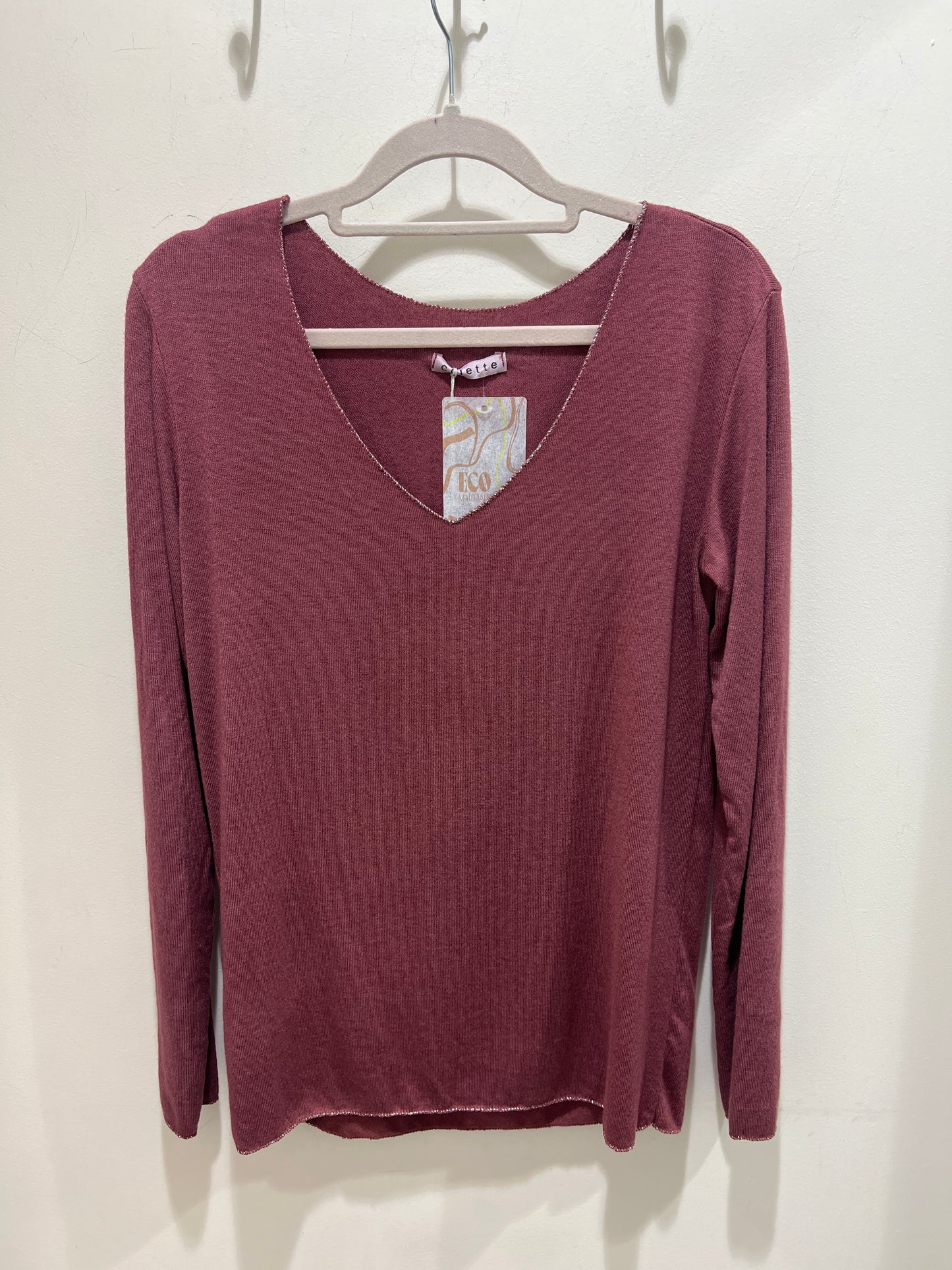 Cosy V Neck Long Sleeved Top Wine