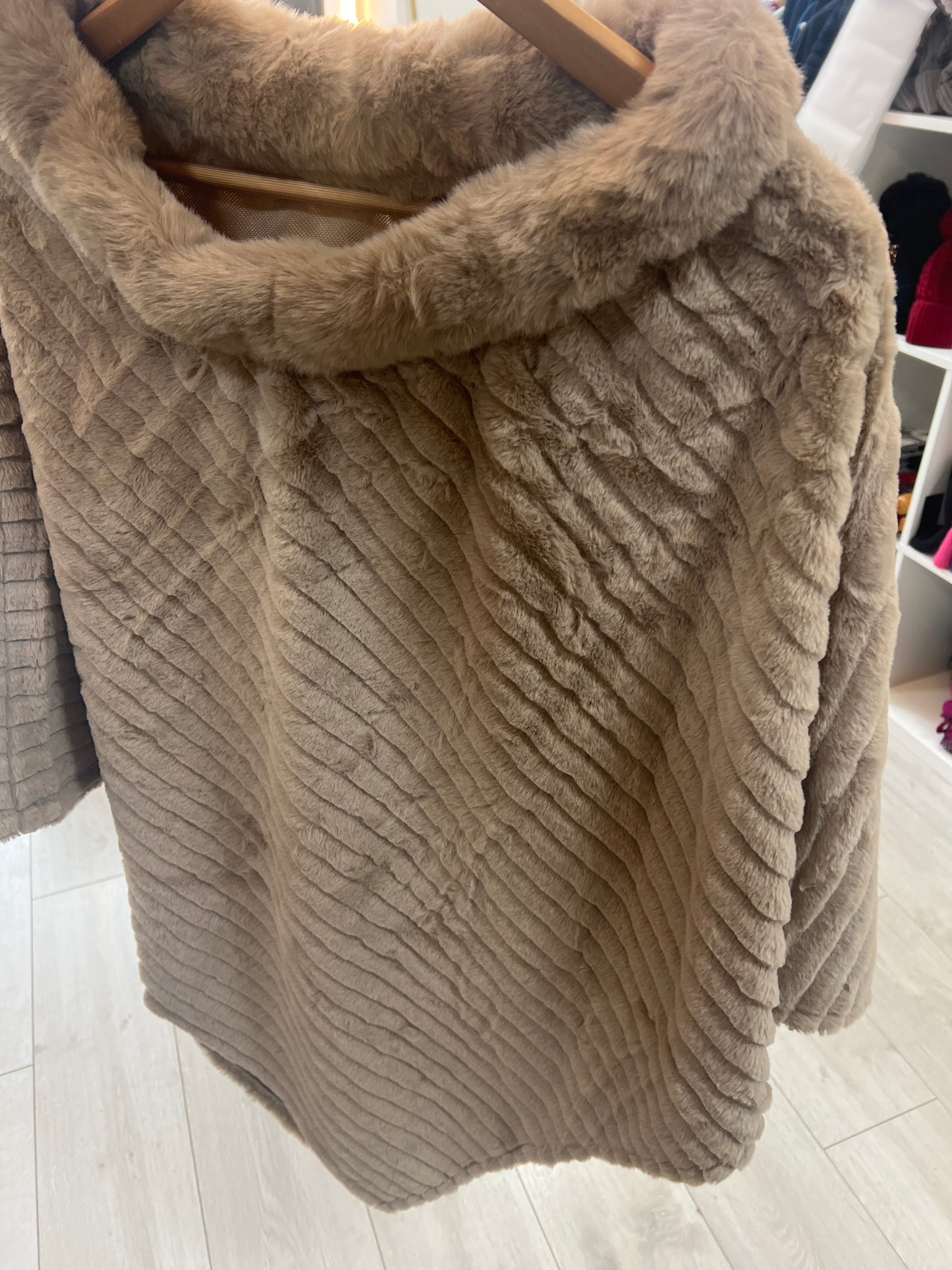 Alexa Faux Fur Poncho (4 Colours)