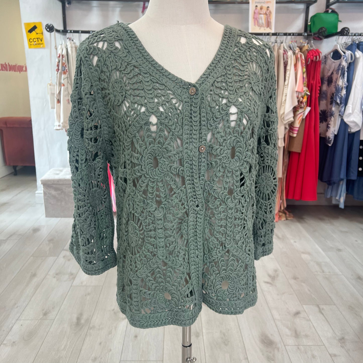 Crochet Cardigan With Buttons (4 Colours)