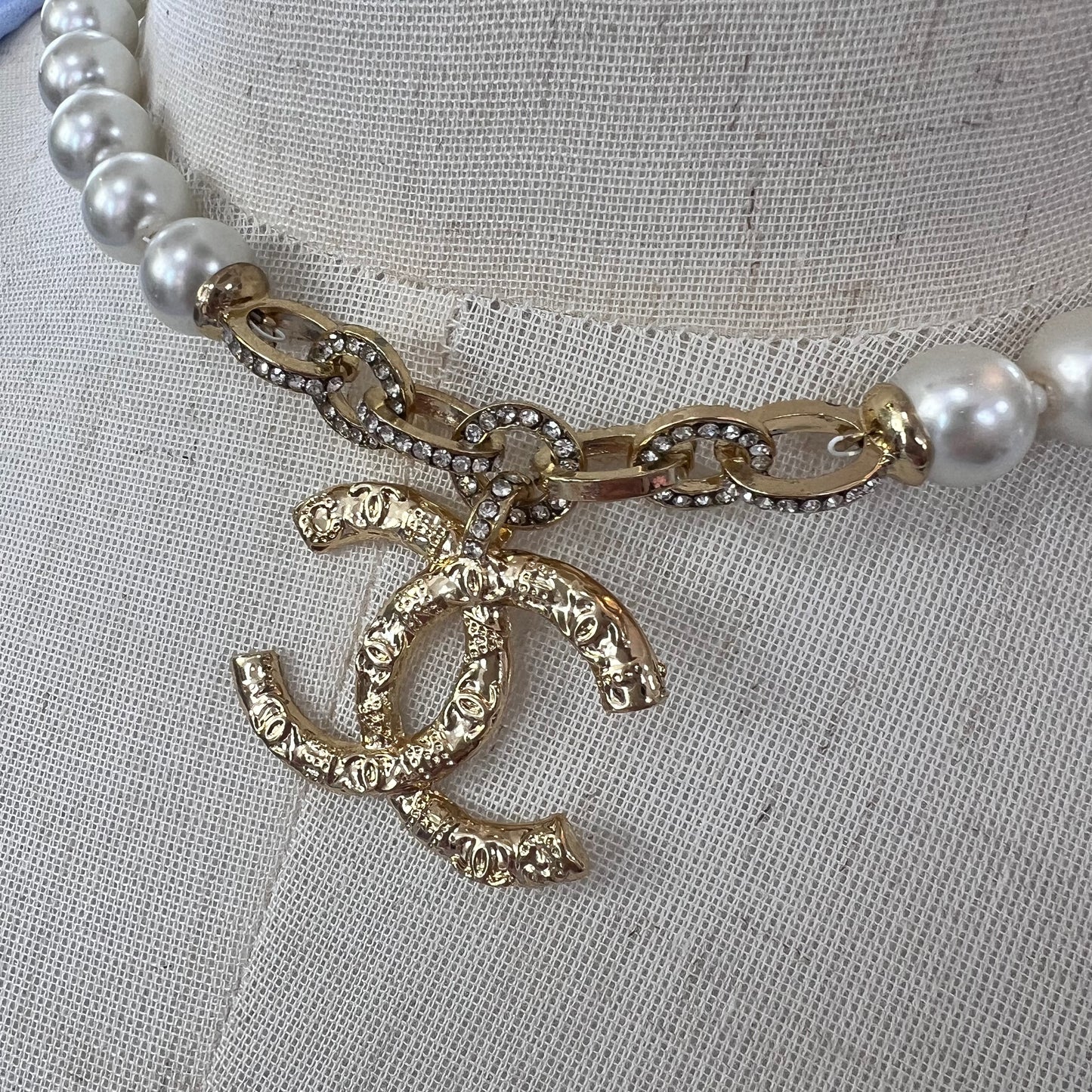 Luxe Pearl & Gold Statement Necklace