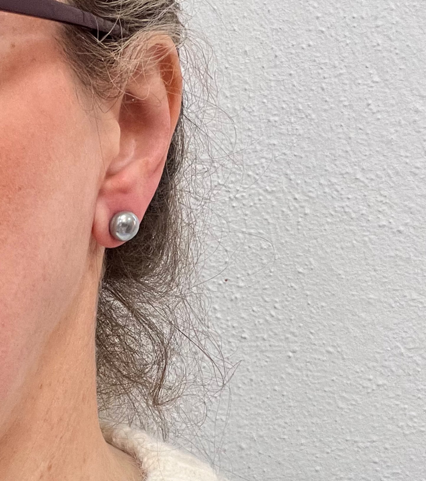 Grey Pearl Stud Earrings (Small)