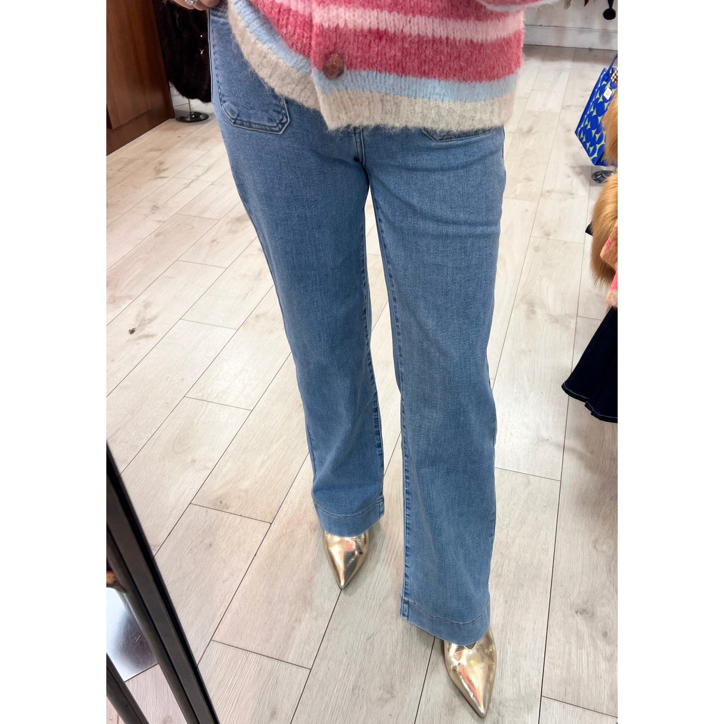 Roslyn Light Blue Denim Jeans Front Pockets