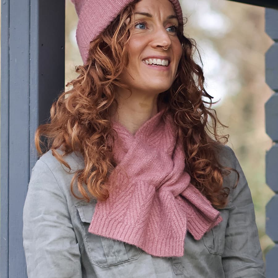 POM Dusty Pink Knit Collar Scarf