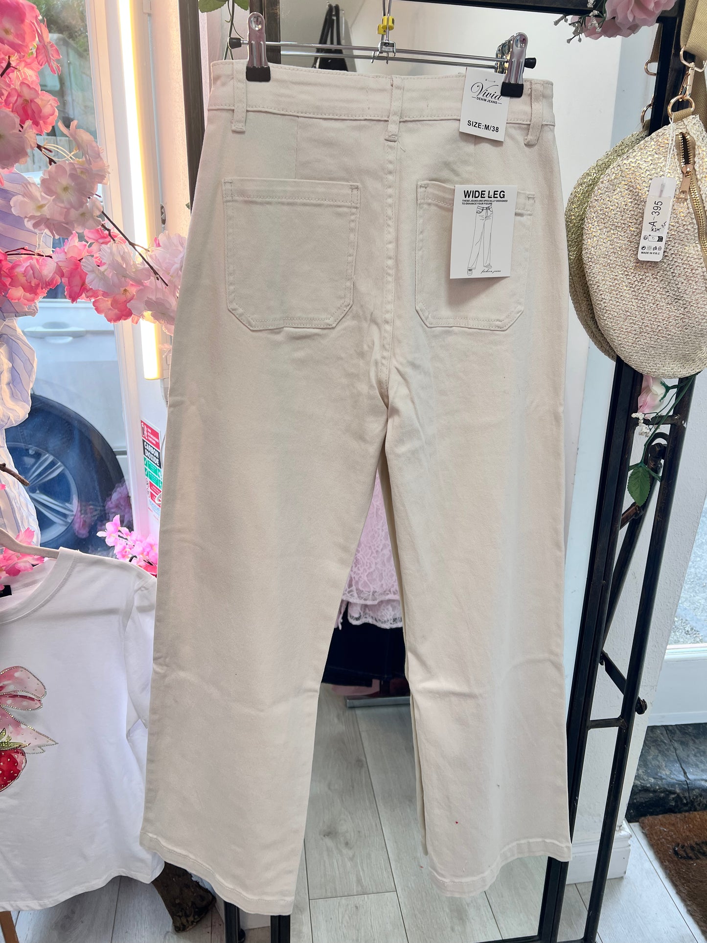Poppy Wide Leg Jeans Front Pockets (Cream)