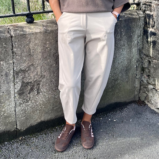 DECK Barrel Trousers Beige
