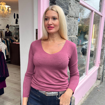 Cosy V Neck Long Sleeved Top Wine