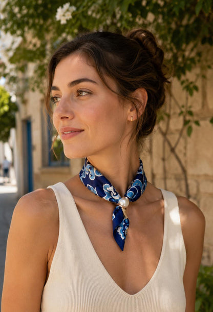 Neck Scarf Magnetic Pearl Navy Paisley