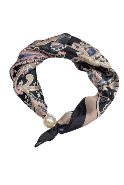 Neck Scarf Magnetic Pearl Black Paisley