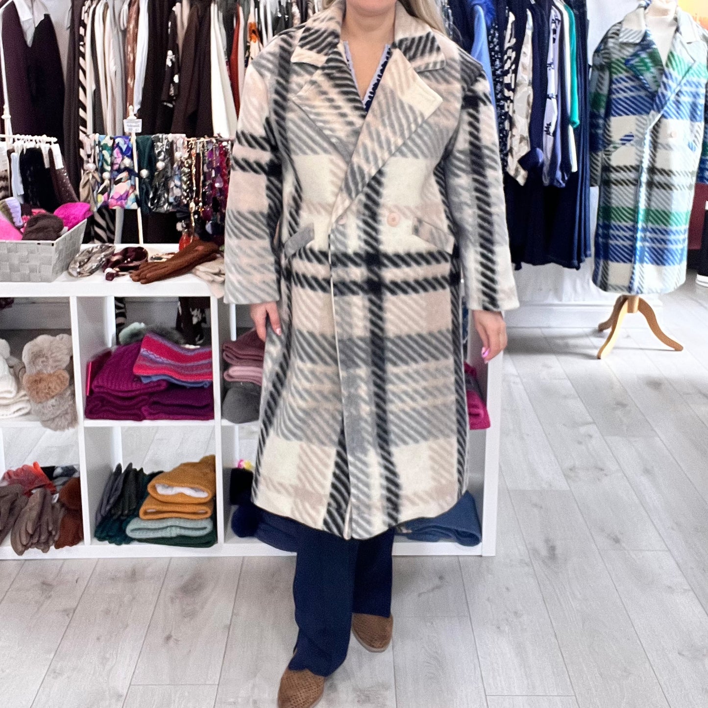 Checked Coat Cream Beige Black