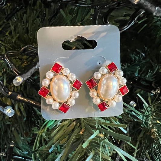 Clip on Earrings Gold/ Red & Pearl