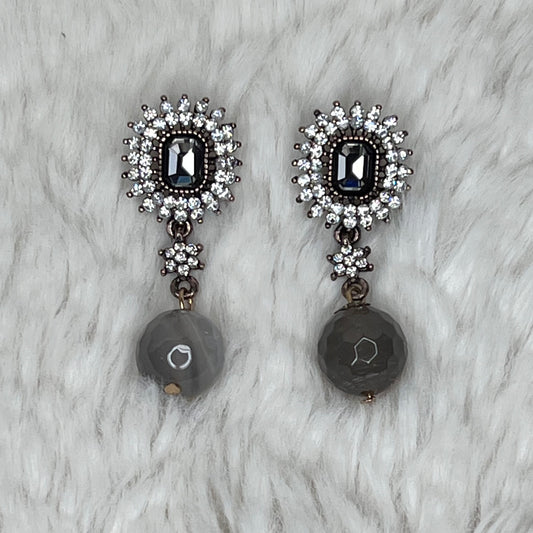 Vintage Collection Grey & Clear Drop Earrings